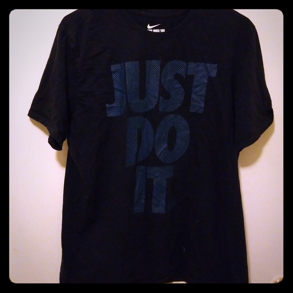 Nike Athletic Cut Tee "Just Do it"